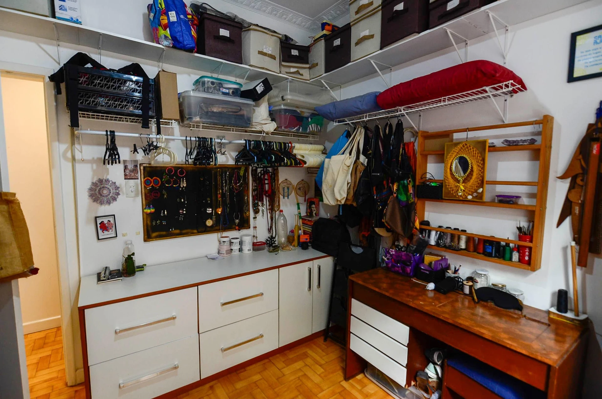 Furnished 2-bedroom apartment with 2 bathrooms — photo 24