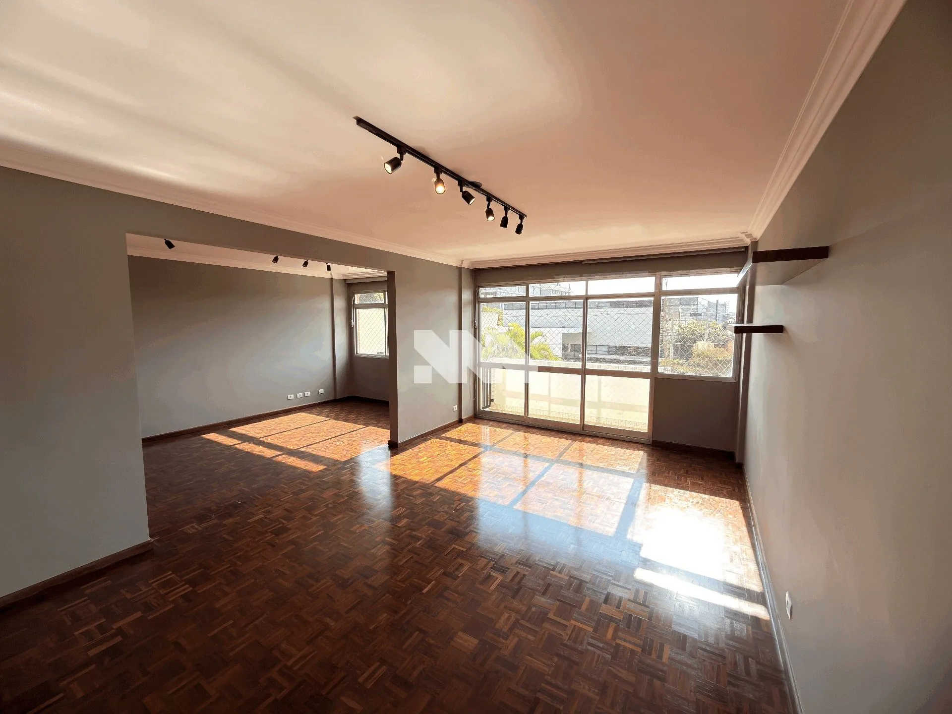 Apartamento de 3 dormitorios 192 m² con 1 plaza — photo 2
