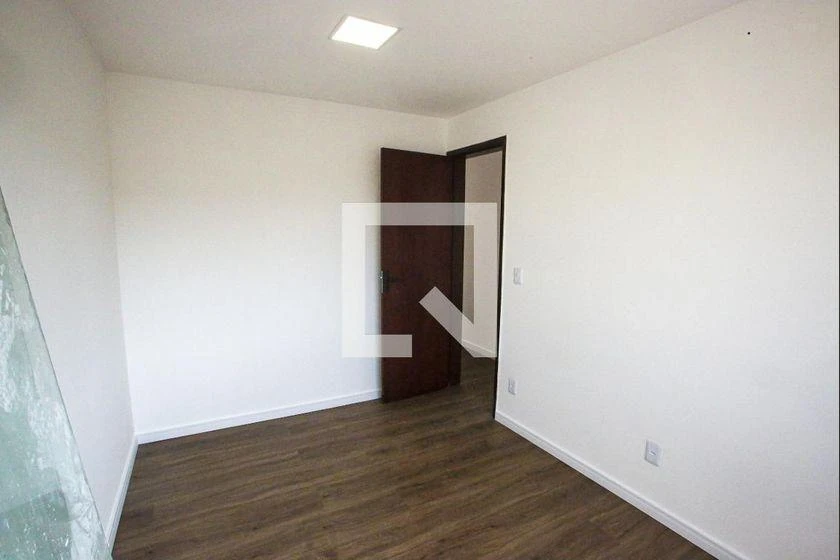 3-bedroom apartment in a building with a gym — photo 16
