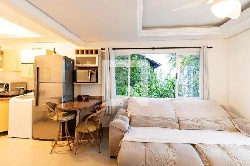 Furnished house with 4 bedrooms and an open kitchen — photo 4