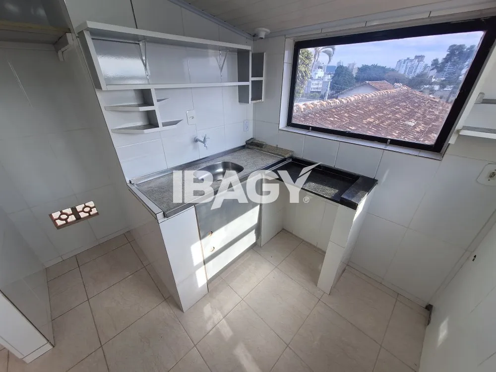 House with 4 bedrooms and 2 bathrooms, 100 m² — photo 4
