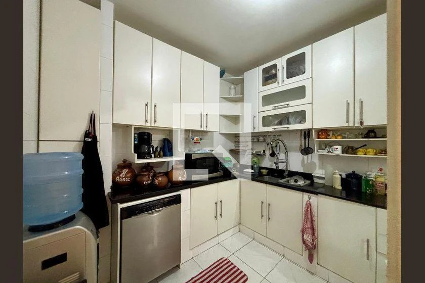Apartamento amueblado con 3 dormitorios y cocina cerrada — photo 2