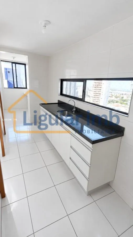 Glass-enclosed balcony in a 2-bedroom apartment, 58 m² — photo 2