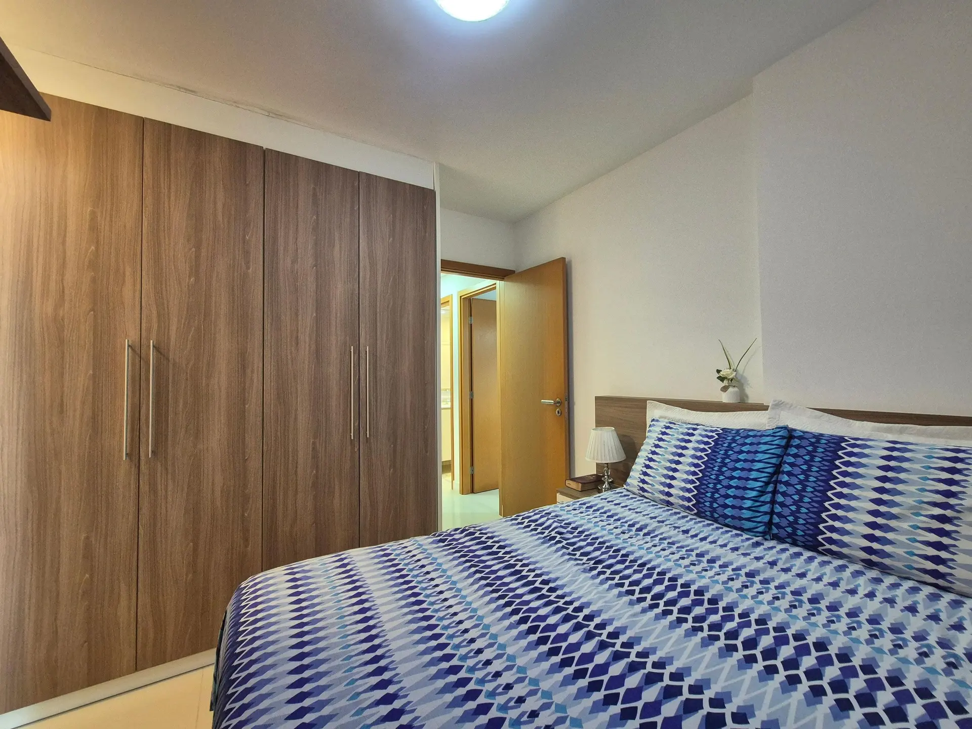 Apartamento de 76 m² com lava-louças e banheira — photo 21