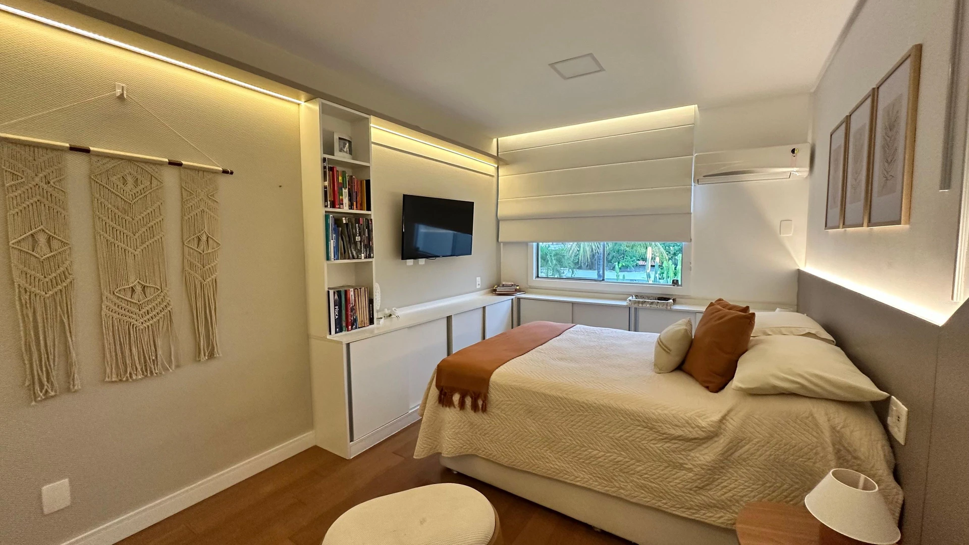 Furnished house, 360 m², with a walk-in closet — photo 21