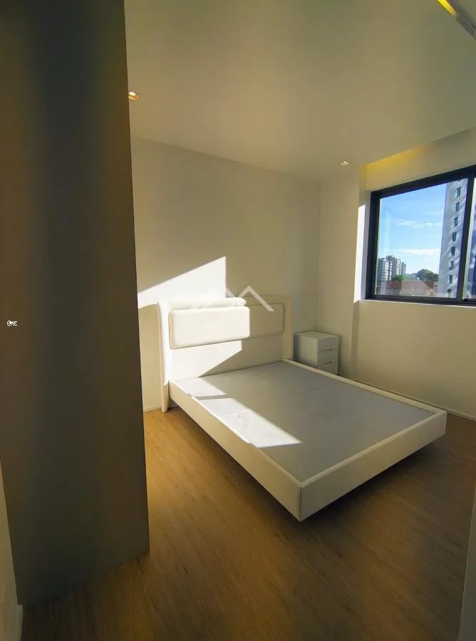 4-bedroom unfurnished apartment with glassed balcony — photo 35