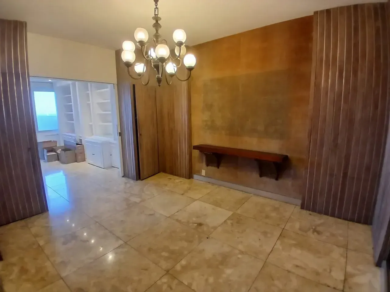 Apartment with balcony, 3 bedrooms and 3 bathrooms — photo 17