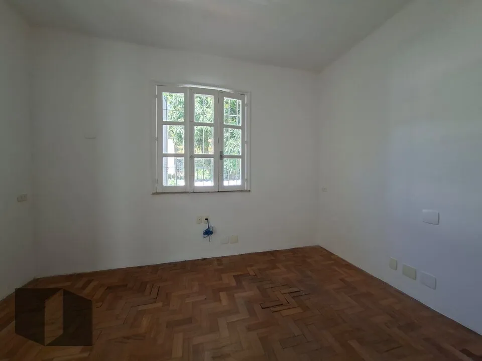 Unfurnished house with 3 bedrooms and a balcony — photo 3