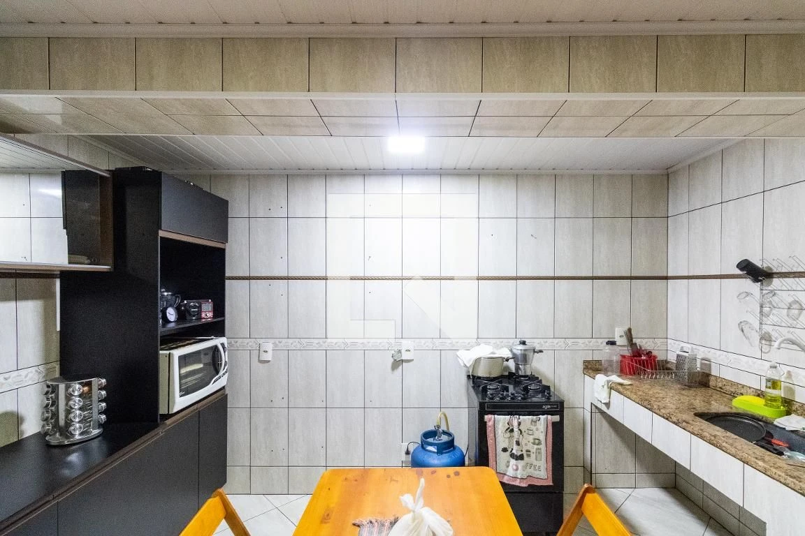 Furnished studio with 1 bedroom and 2 bathrooms — photo 9