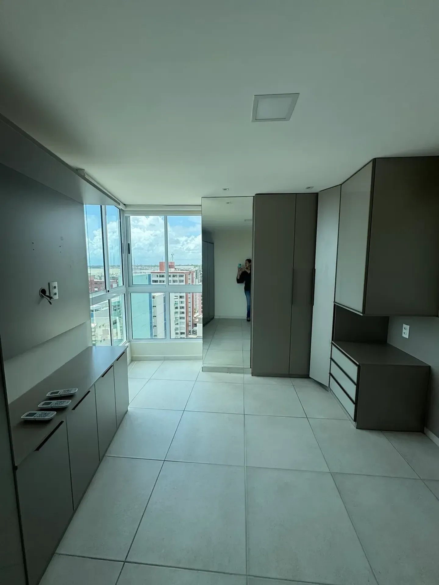 Apartment, 92 m², with a glass-enclosed balcony