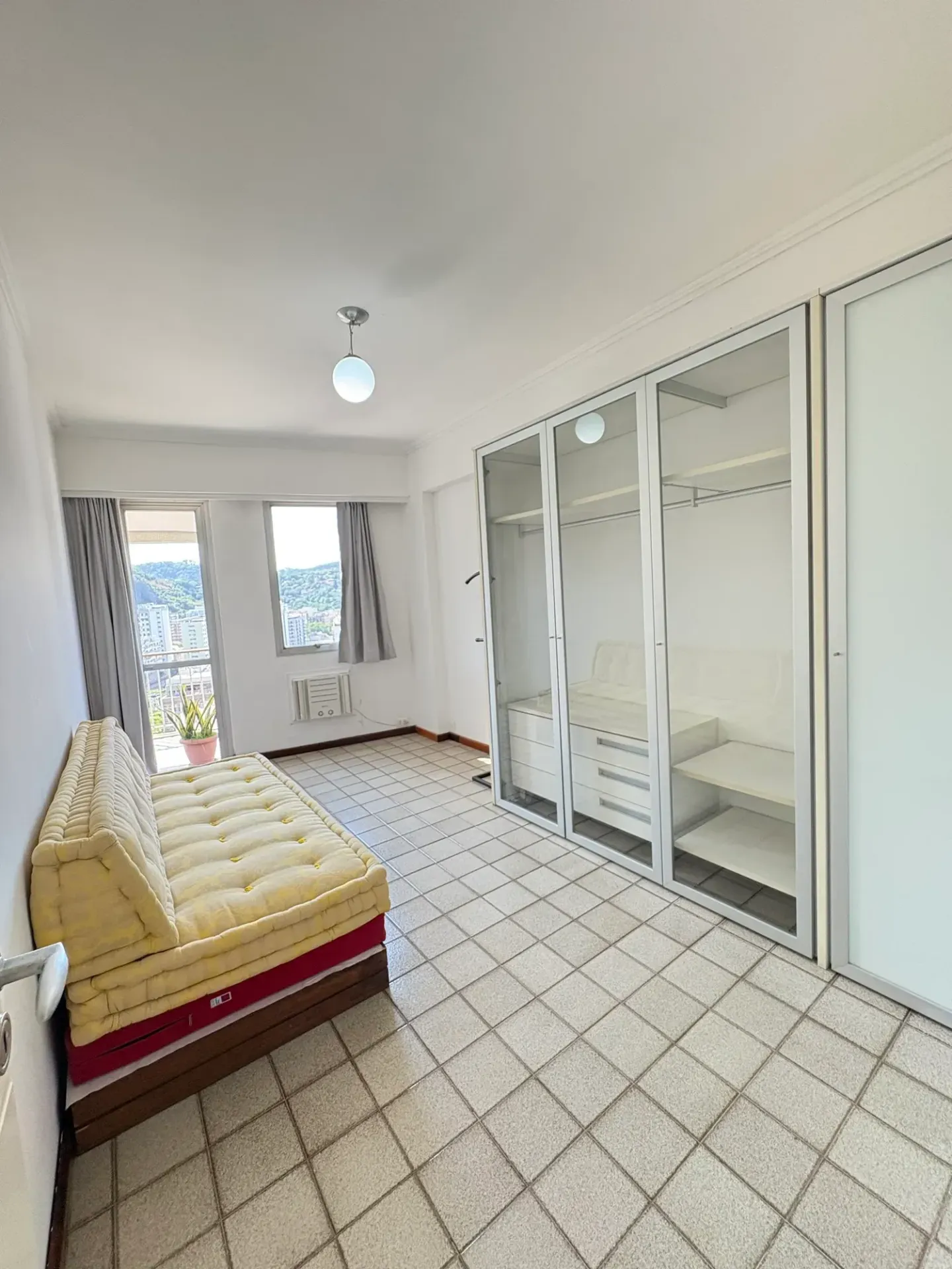 Furnished duplex penthouse with 2 bedrooms and 2 baths — photo 16