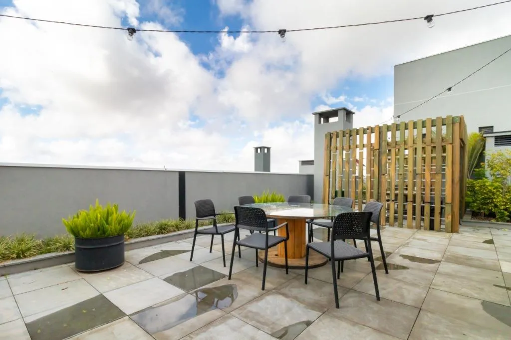 Apartamento de 58 m² con balcón y barbacoa privada — photo 19