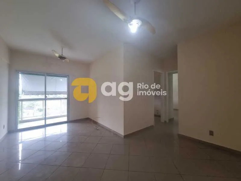 Apartment with 2 bedrooms, 2 bathrooms and a balcony