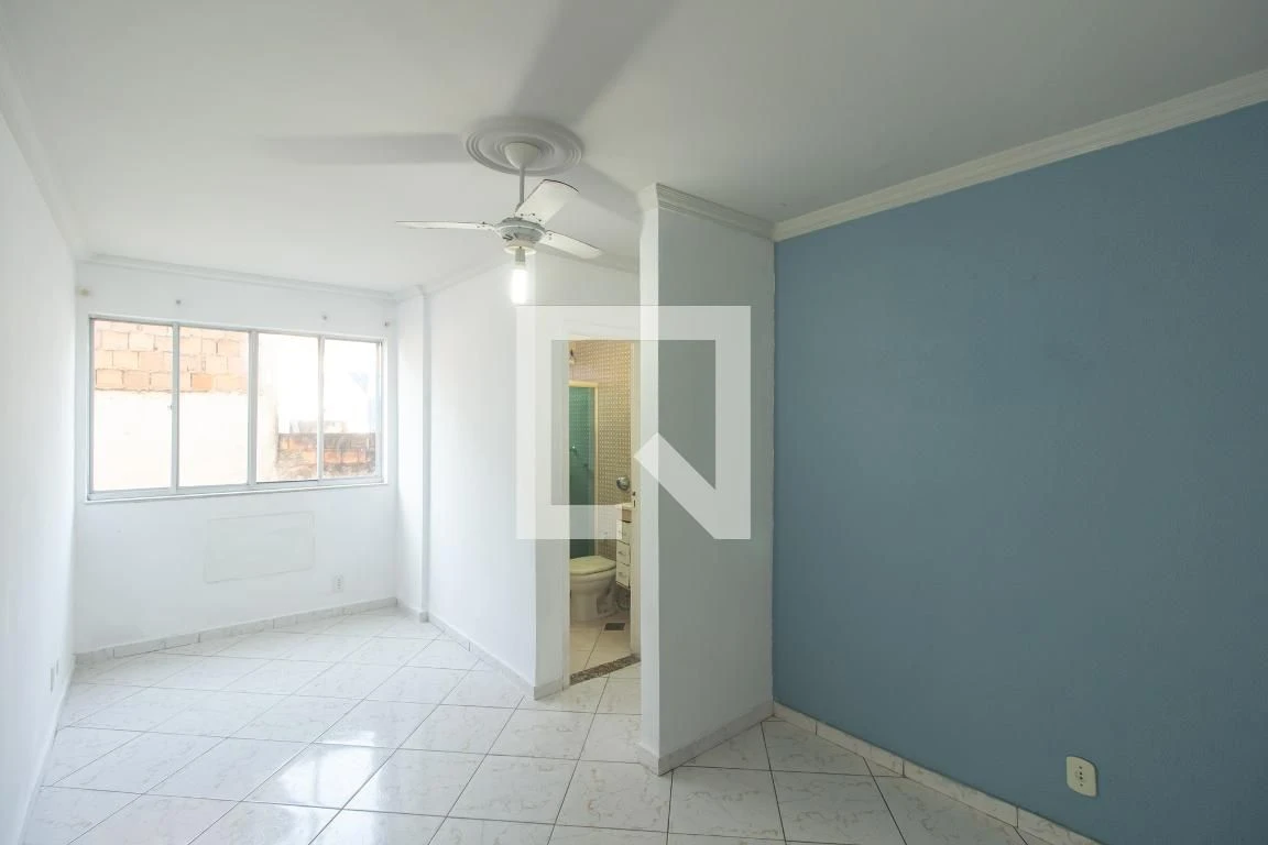 Apartamento de 1 dormitorio con cocina a gas cerrada — photo 13