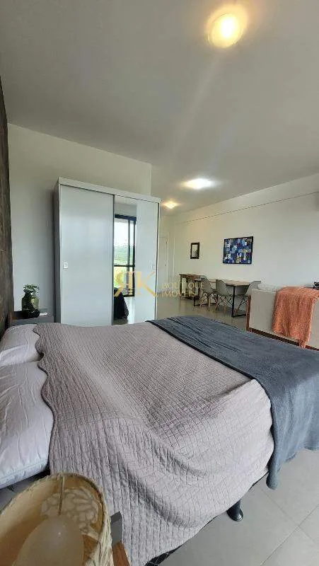 Furnished 48 m² studio with 1 ensuite and 1 parking spot — photo 6