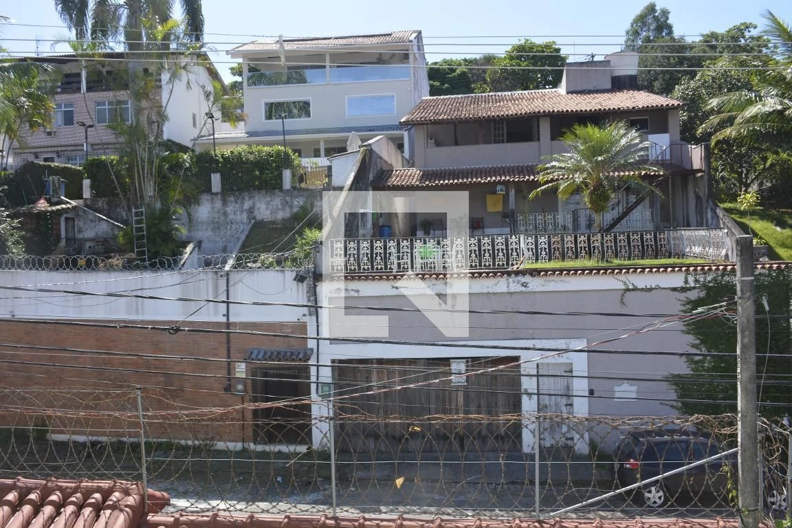 5-bedroom house with a garden — photo 104