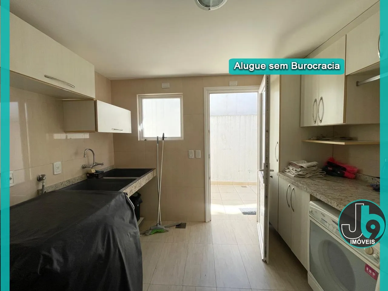 House with 4 en-suites and 431 m², plus 6 parking — photo 21