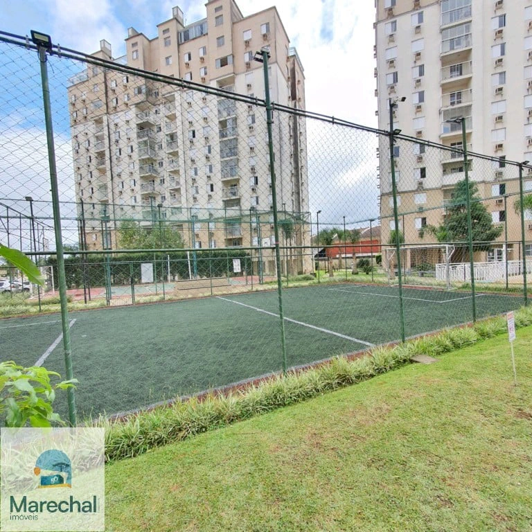 3-bedroom apartment in a building with a pool — photo 27
