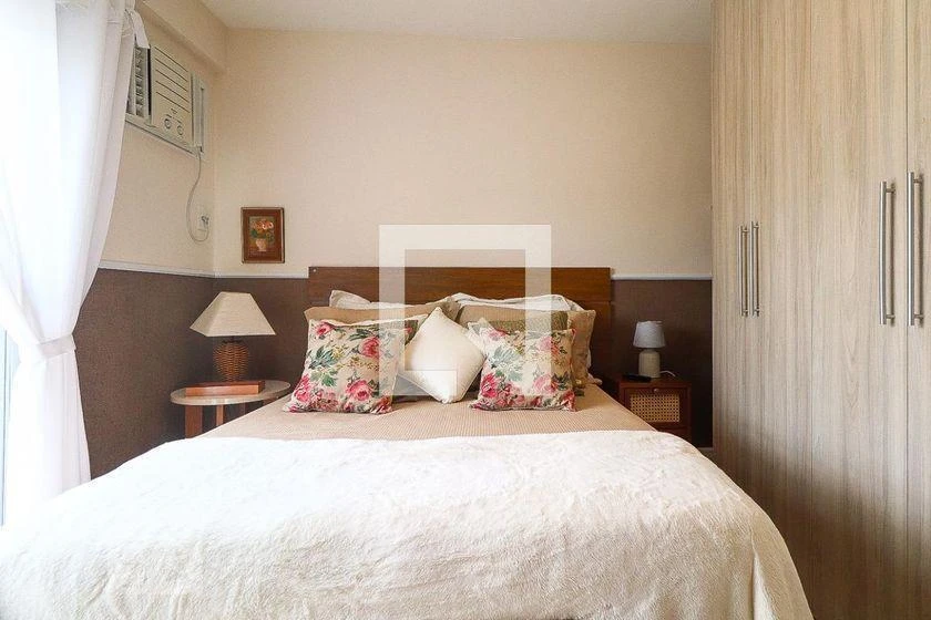 House, 450 m², with a private pool — photo 35