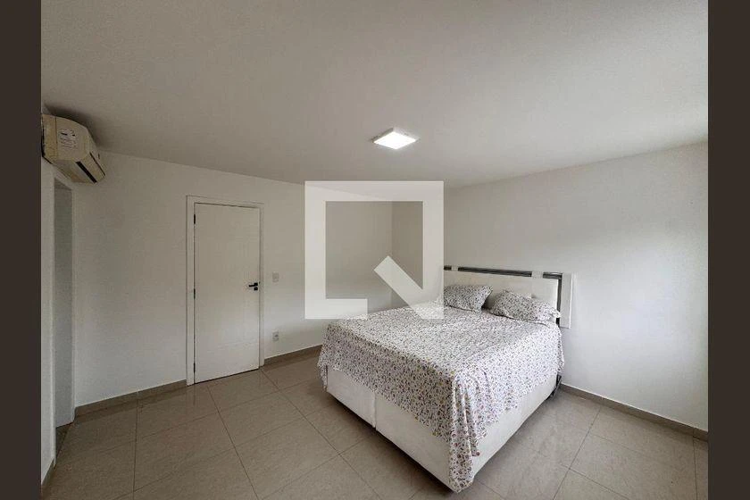 Casa em condomínio com 6 quartos e 6 banheiros — photo 21