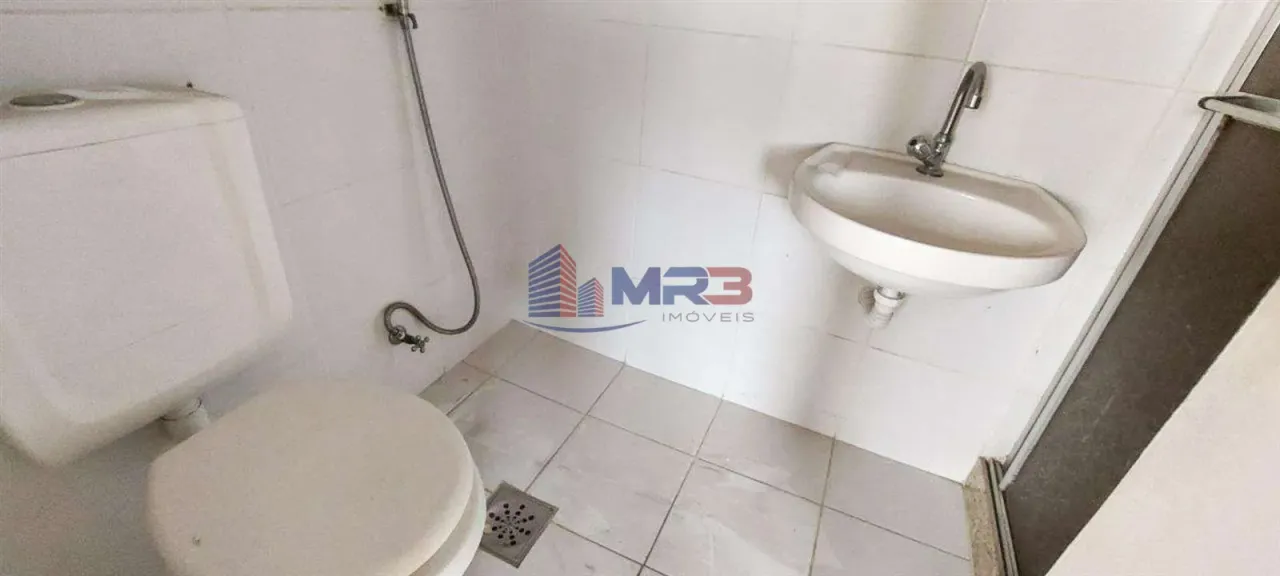 Apartamento com 2 quartos, 1 vaga e varanda — photo 7
