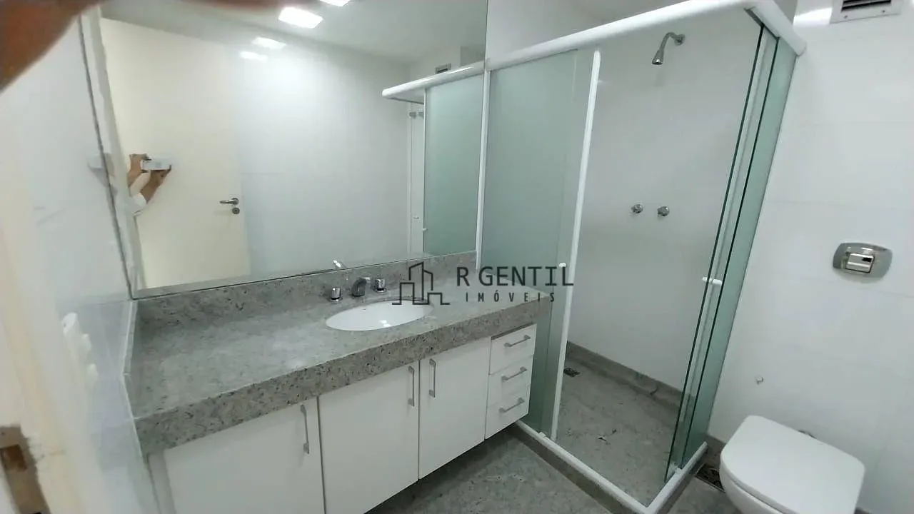 Apartamento com 4 dormitórios e 5 banheiros — photo 12