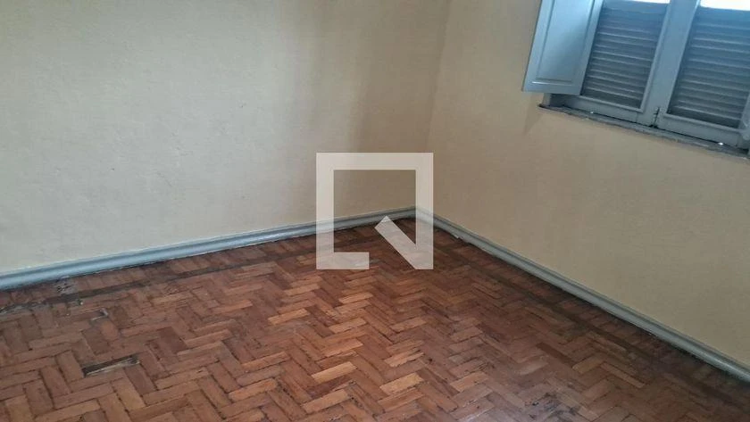 2-bedroom apartment with wood or laminate floors — photo 21