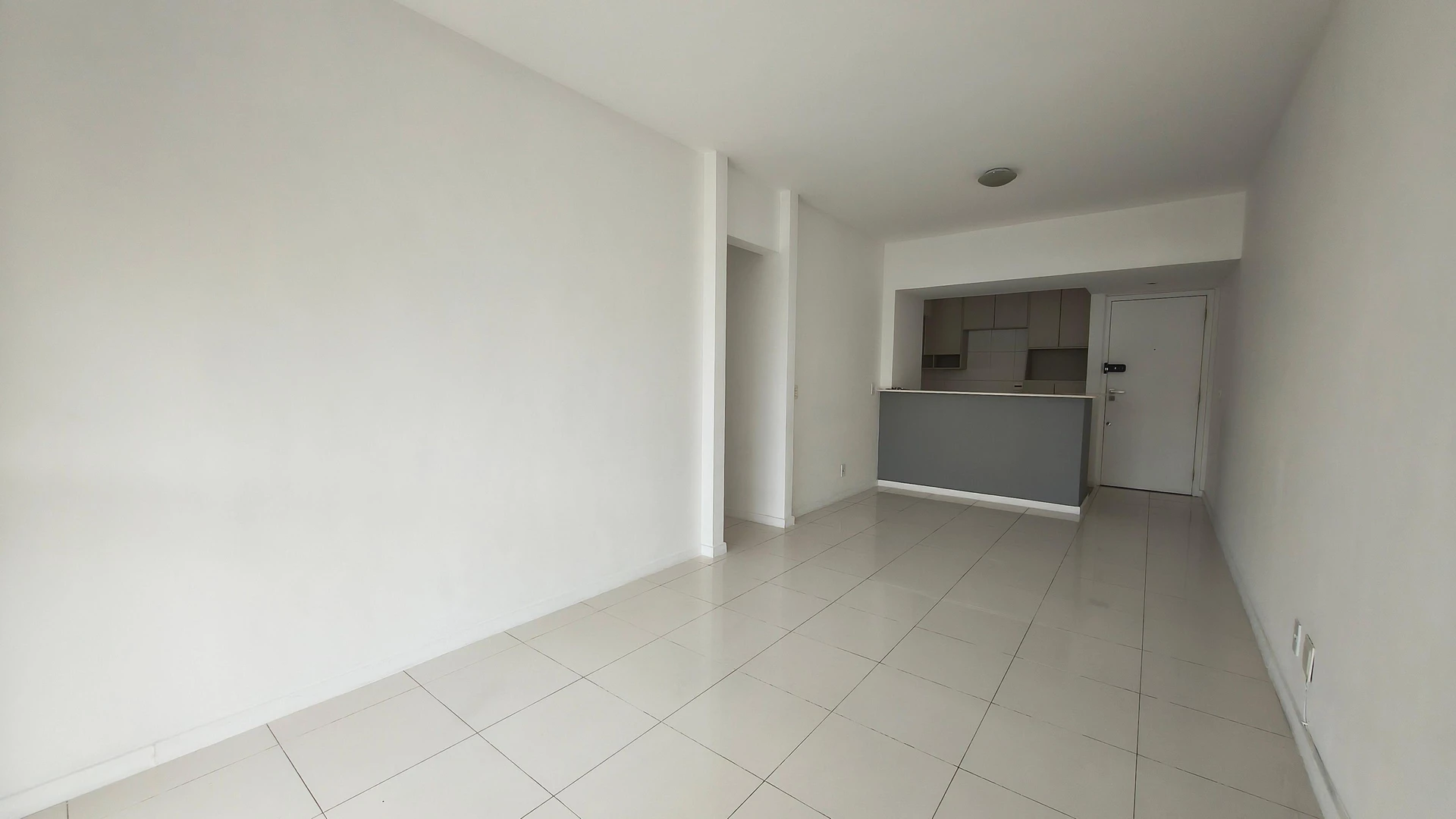 Apartment, 87 m², with a jacuzzi — photo 8