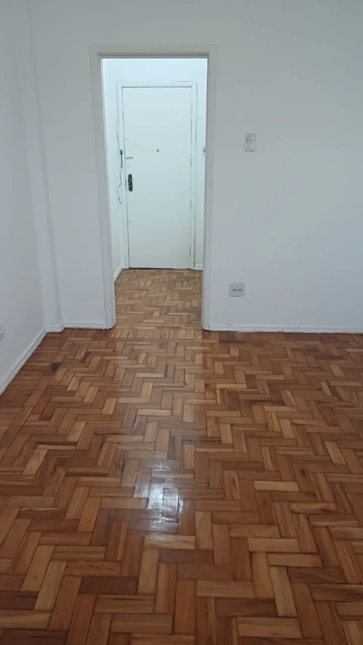 Apartment, 50 m², with wood or laminate floors — photo 19