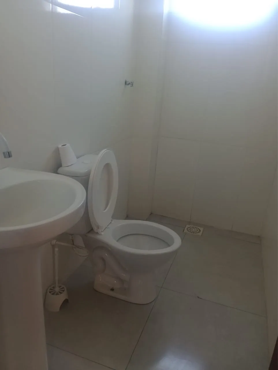 Studio with 1 bedroom, 1 bathroom and a closed gas kitchen — photo 5