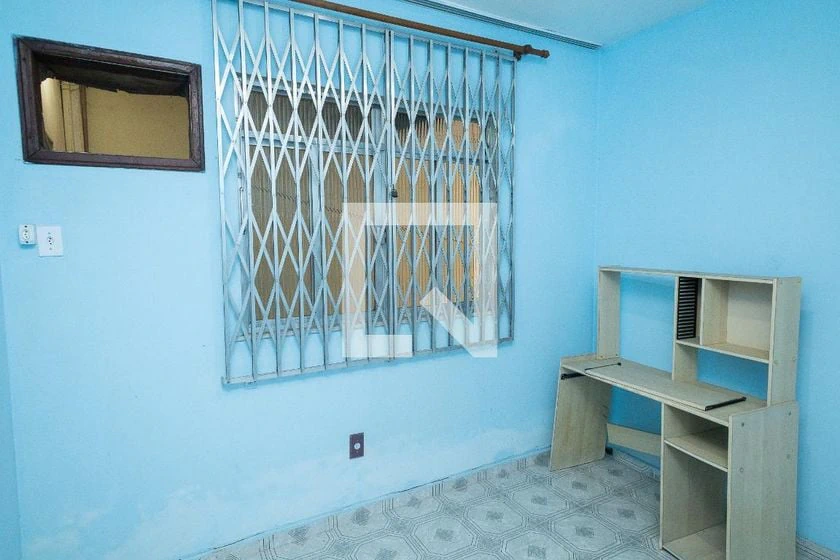 3-bedroom house with private garden and laundry area — photo 10
