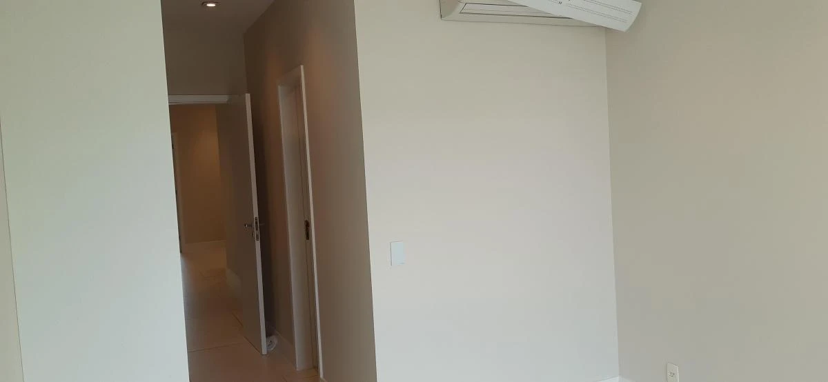 Unfurnished apartment with 4 en-suite bedrooms and 292 m² — photo 7