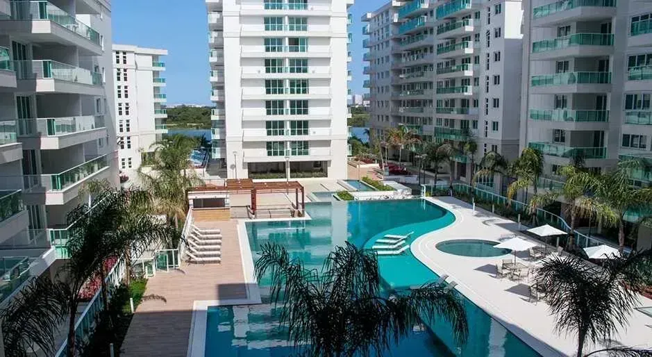2-bedroom apartment with enclosed balcony and parking — photo 55