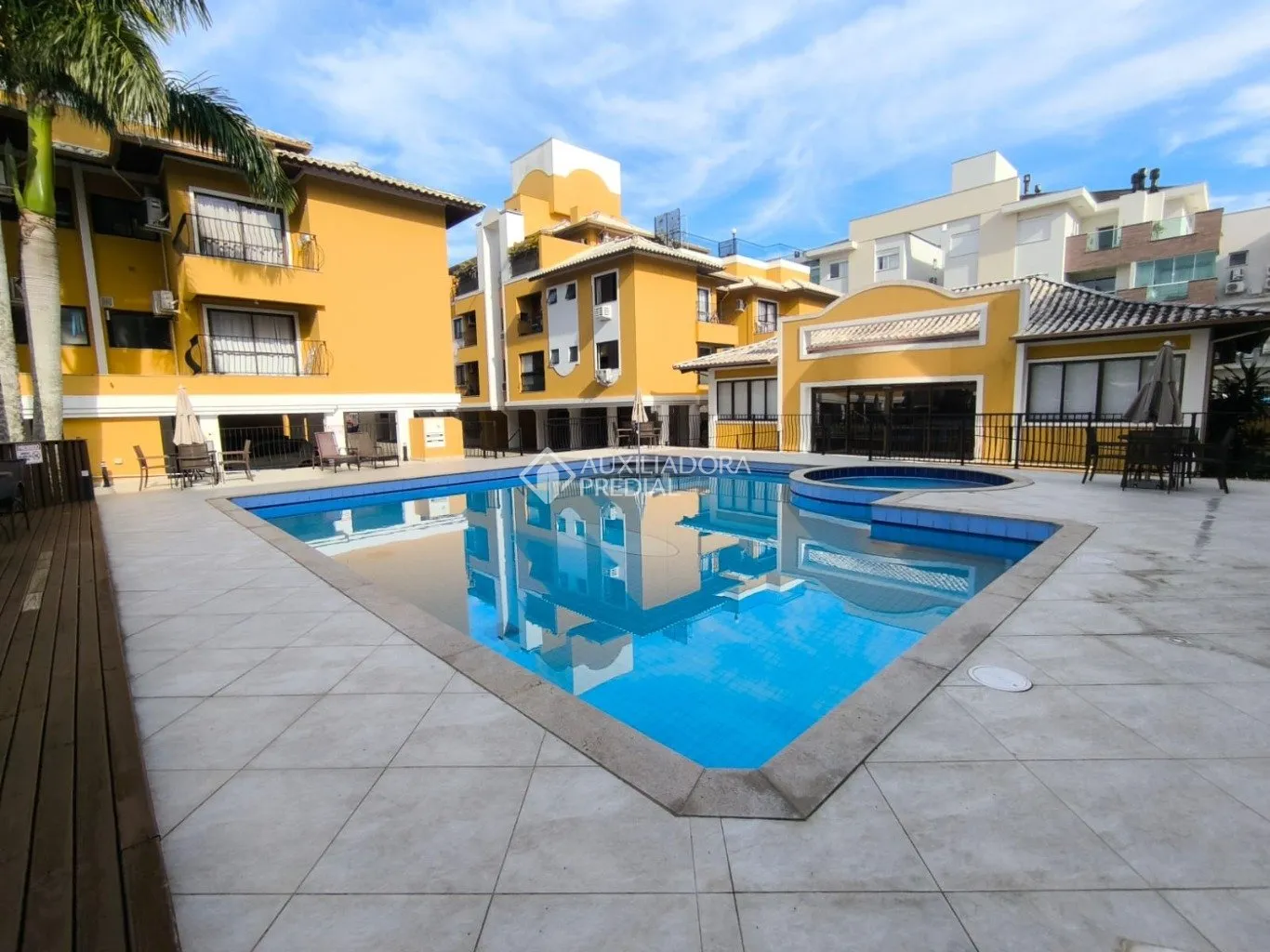 Furnished 70 m² apartment with 2 bedrooms and balcony — photo 31