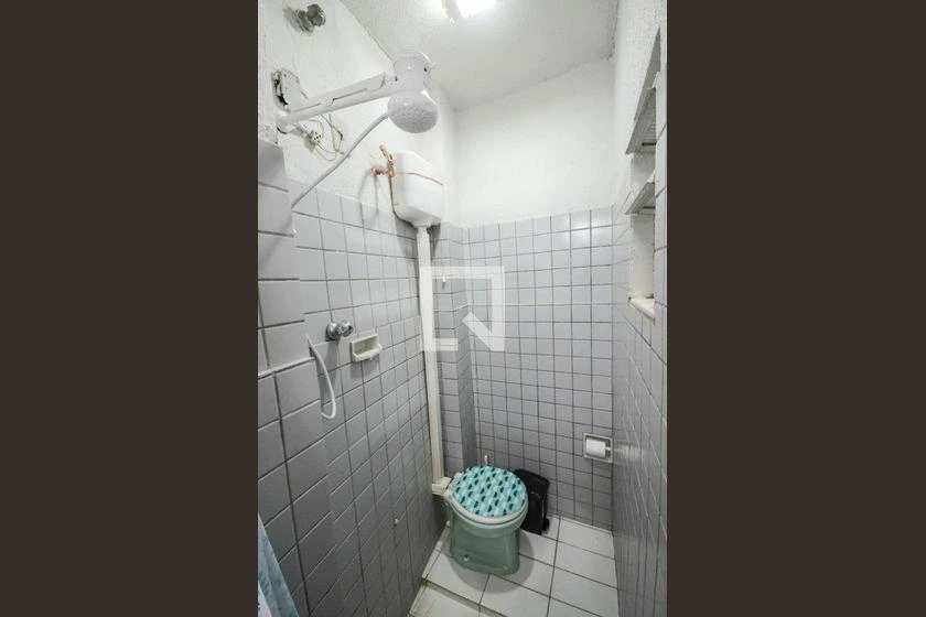 Furnished house with 2 bedrooms and 1 bathroom — photo 24