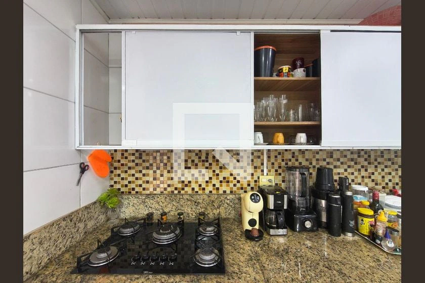 Casa com 2 quartos, 1 banheiro e cozinha fechada a gás — photo 13