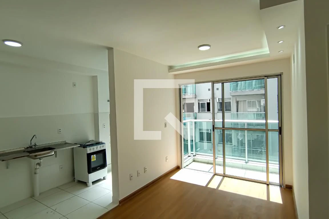 2-bedroom apartment in a building with a gym