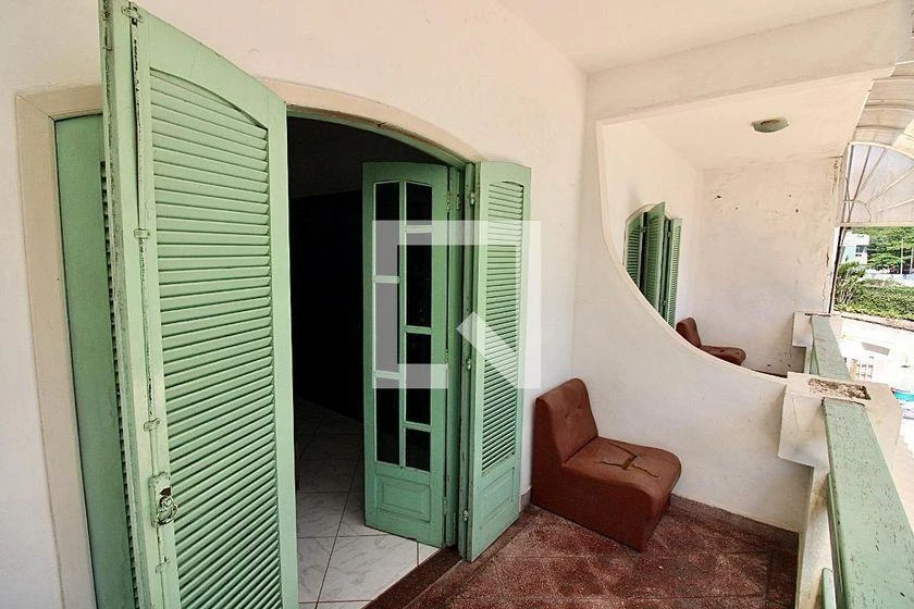 Casa com 6 quartos e 600 m² para aluguel — photo 31