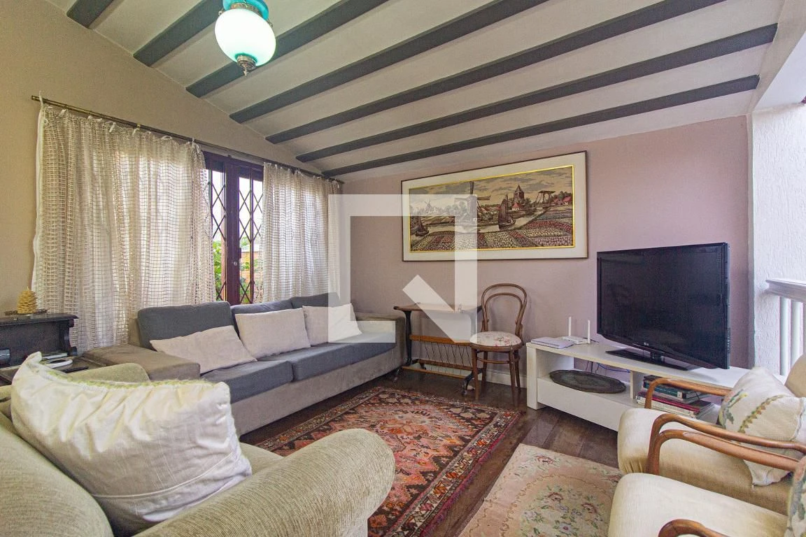 Ванна та 4 спальні: будинок 350 м² — photo 50