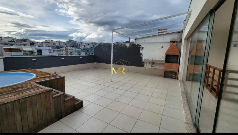 Penthouse 167 m² with private barbecue