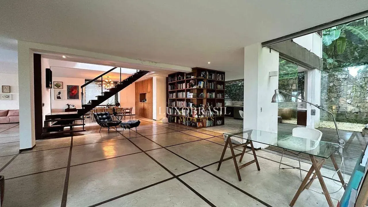 Casa amueblada con 4 dormitorios y parrilla en balcón — photo 9