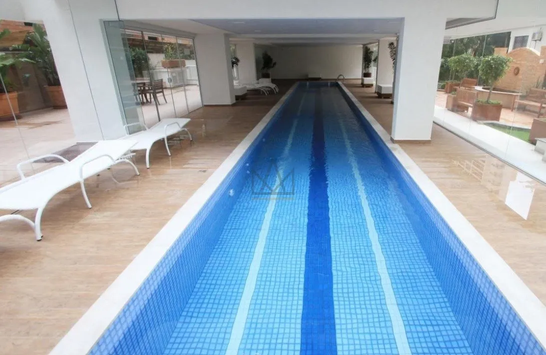 Departamento con ventanales de piso a techo en Florianópolis — photo 56