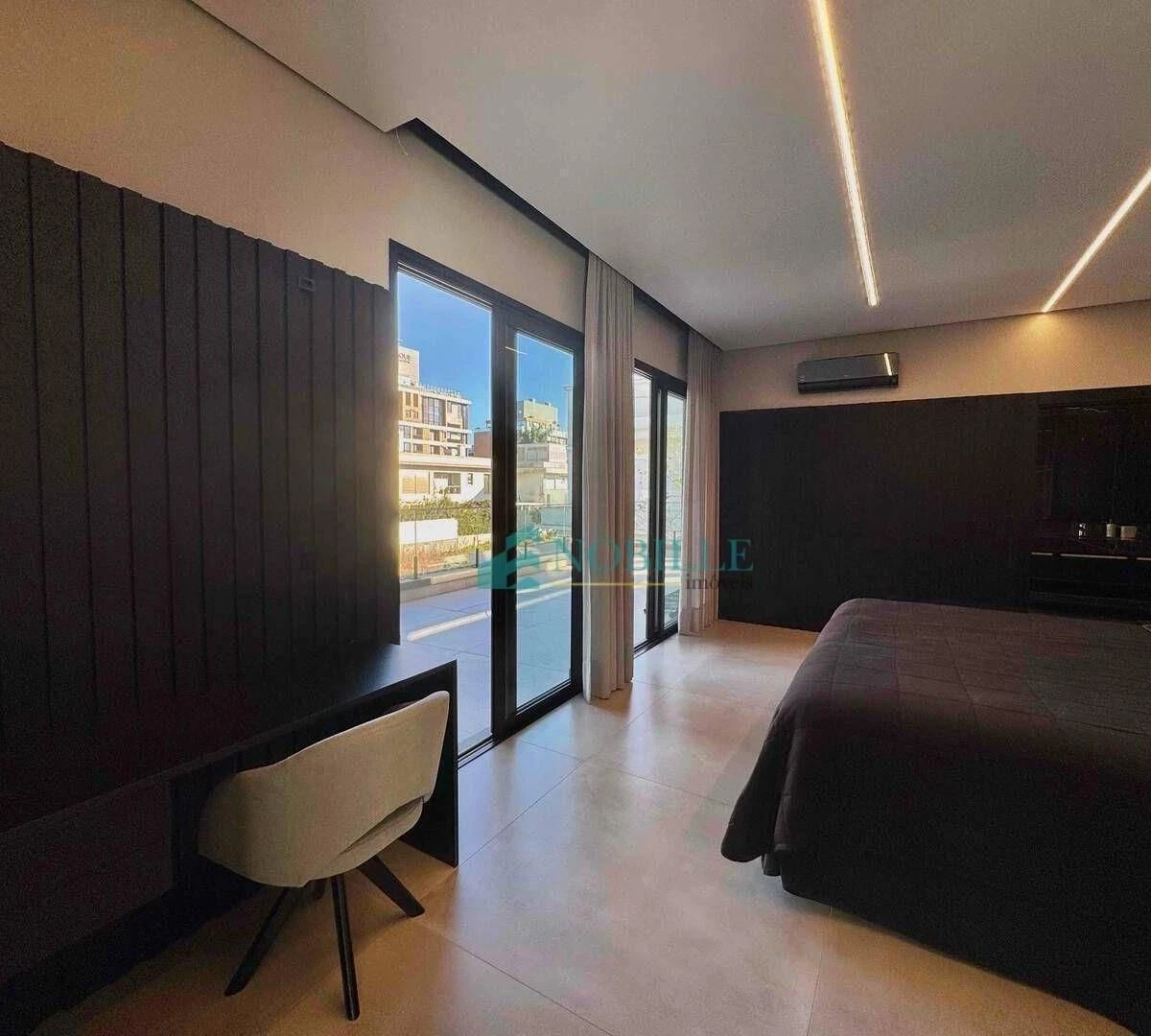 Casa de 5 quartos com máquina de lavar, Jurerê — photo 7