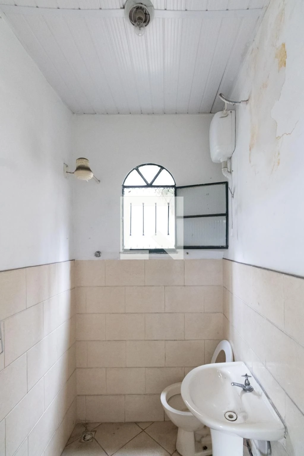 Unfurnished house with 1 bedroom and 1 bathroom — photo 11