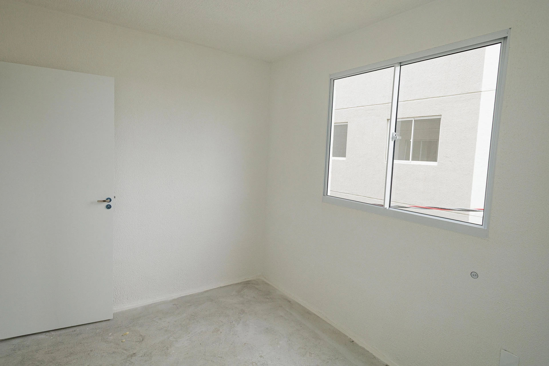 Unfurnished apartment with 2 bedrooms and 1 bathroom — photo 13