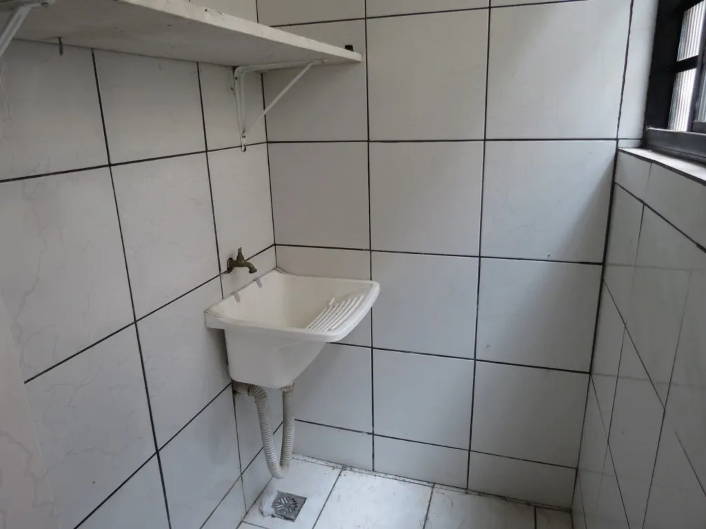 Apartment, 41 m², with wood or laminate floors — photo 5