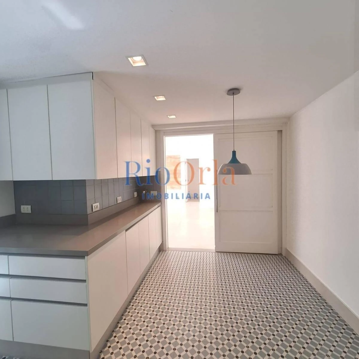 Квартира з 4 спальнями 150 м² і вікнами від підлоги до стелі — photo 24