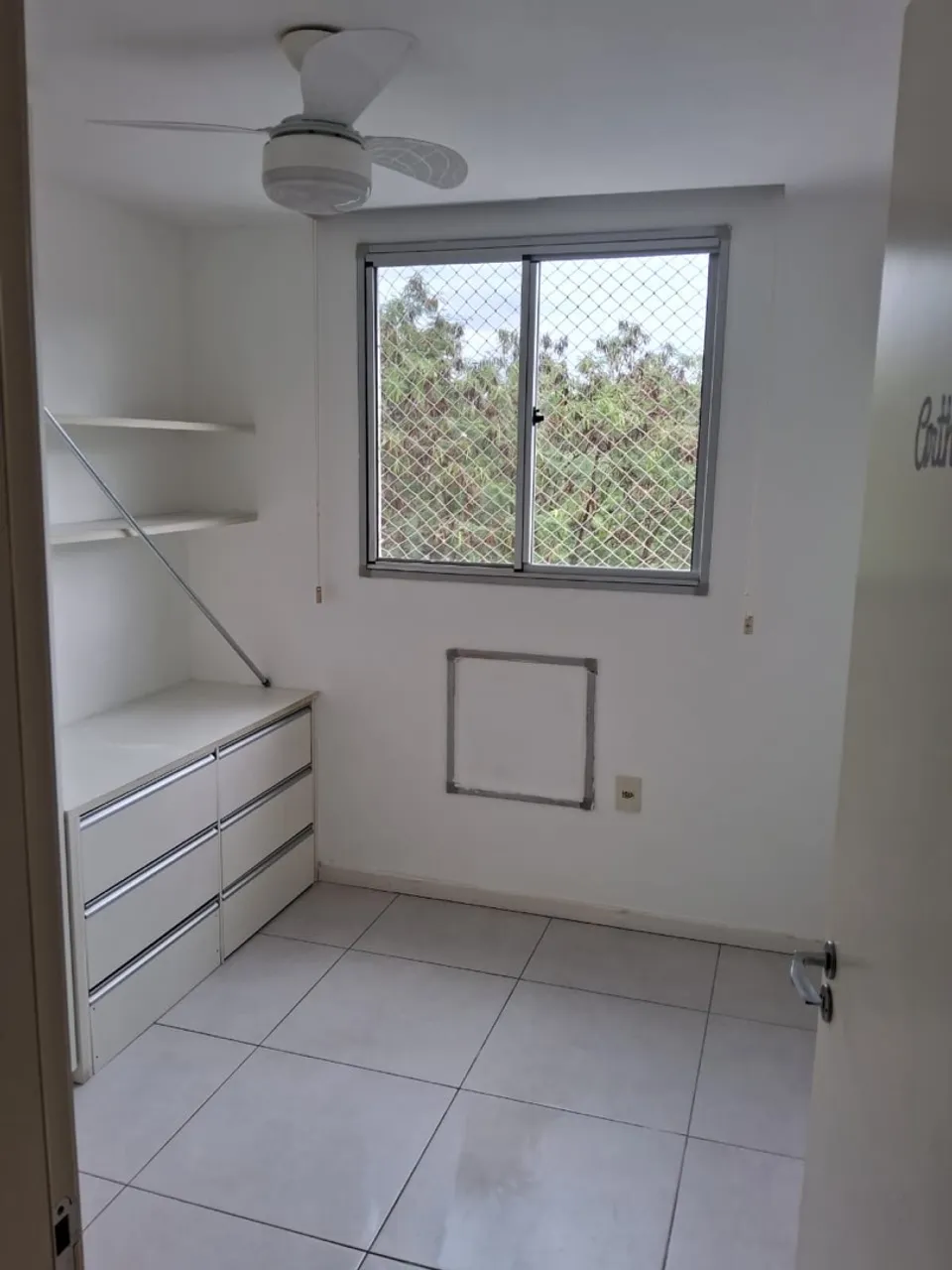 2-bedroom apartment in a building with a gym — photo 10