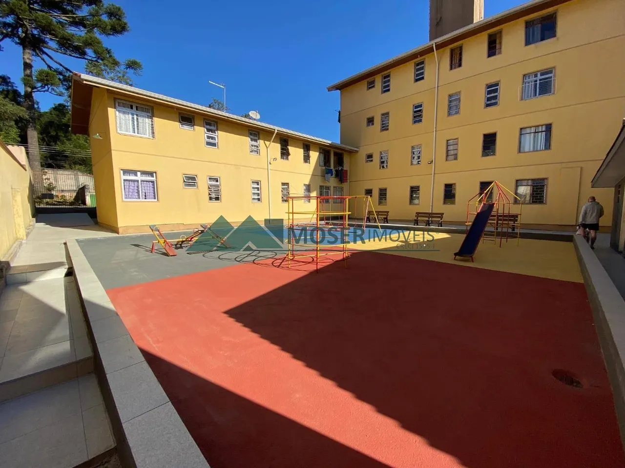2-bedroom apartment with 1 bathroom and 1 parking spot — photo 3