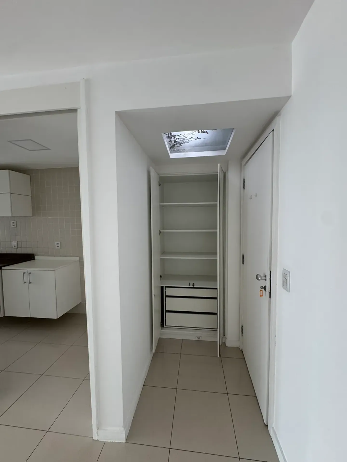 Apartment, 78 m², with a glass-enclosed balcony — photo 12